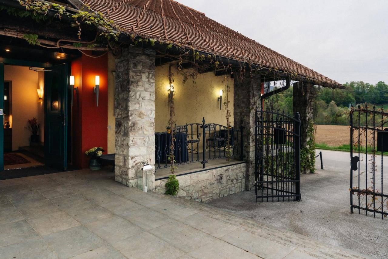 Vila Podvin Radovljica Exteriör bild
